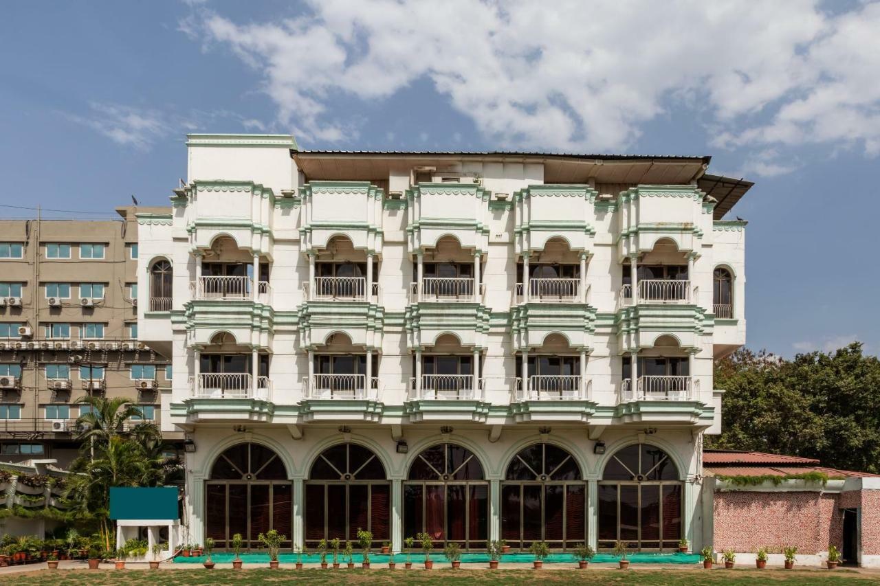 Oyo 38142 Girdhar Mahal Ξενοδοχείο Ιντόρ Εξωτερικό φωτογραφία